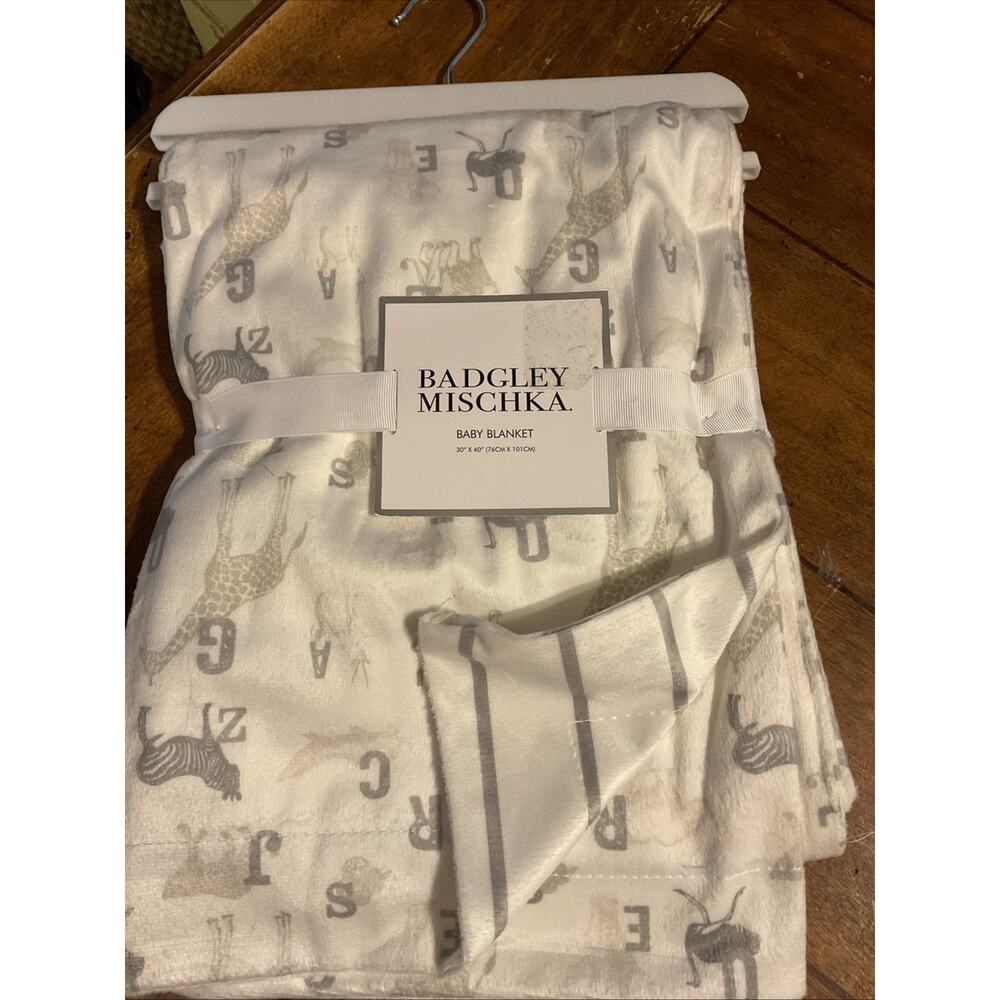 Badgley Mischka - Gray Animals Alphabet Print - Mink Baby Blanket - NEW - Picture 3 of 3